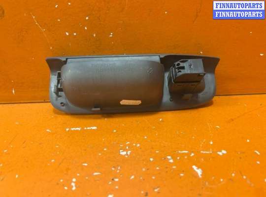 купить Ручка внутренняя задняя левая на Volkswagen Sharan