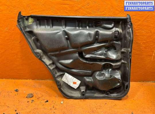 купить Обшивка двери задней правой (дверная карта) на Audi A4