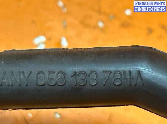 купить Патрубок (трубопровод, шланг) на Volkswagen Passat