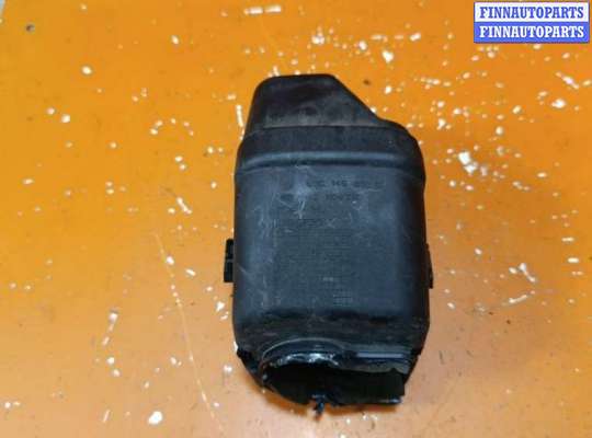 Купить Накладка декоративная на Volkswagen Passat Накладка декоративная VG2761821 на Volkswagen Passat