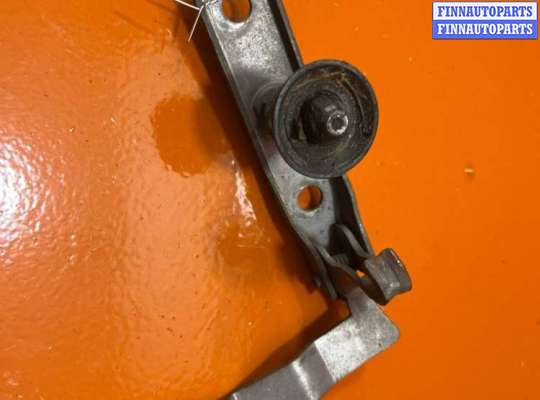 купить Замок капота на Volkswagen Crafter