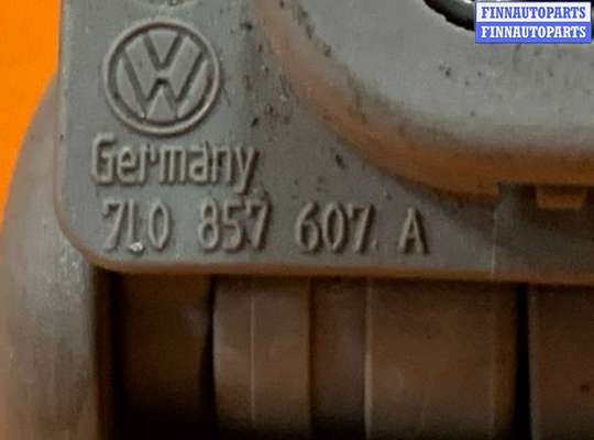 купить Ручка внутренняя потолочная на Volkswagen Touareg