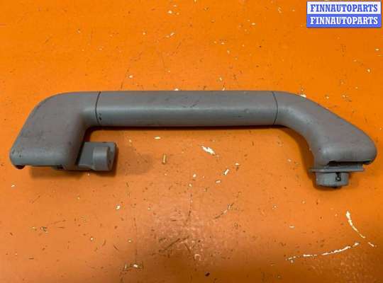 купить Ручка внутренняя потолочная на Volkswagen Touareg