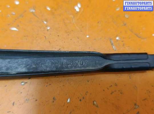 купить Щеткодержатель задний на Volkswagen Sharan