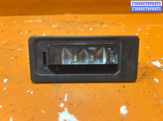 Подсветка номера VG2774927 на Volkswagen Passat Alltrack
