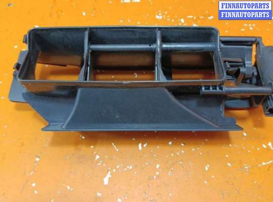 Моторчик заслонки печки VG2750940 на Volkswagen Golf