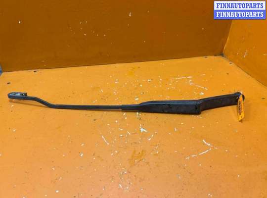 купить Щеткодержатель (поводок стеклоочистителя, дворник) на Audi A4