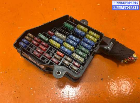 купить Блок предохранителей на Audi a6