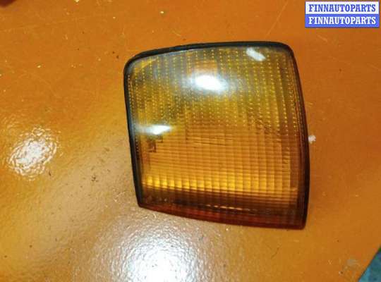 купить Поворотник левый на Volkswagen Passat