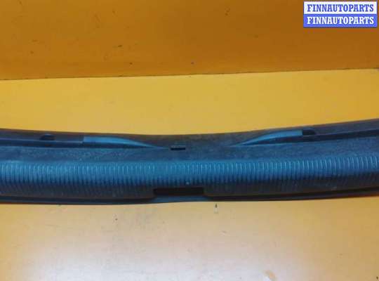 Обшивка багажника VG2404777 на Volkswagen Passat