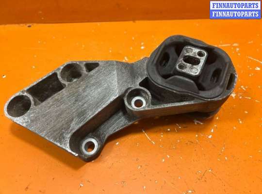 купить Кронштейн крепления на Audi A4