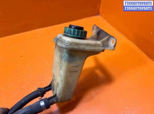 Бачок гидроусилителя на Audi A4 (8D, B5)