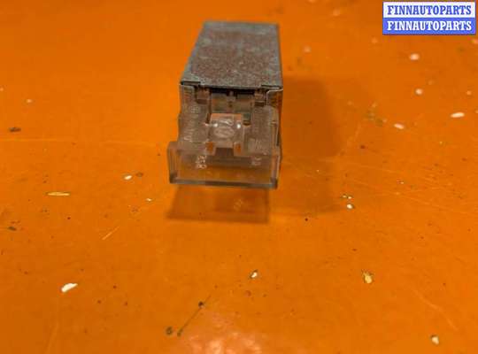 купить Фонарь салона (плафон) на Volkswagen Touareg