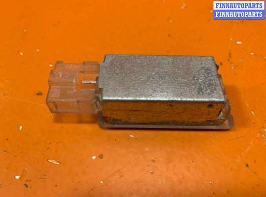 купить Фонарь салона (плафон) на Volkswagen Touareg