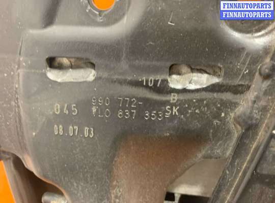 Стеклоподъемник электрический на Volkswagen Touareg I (7L)