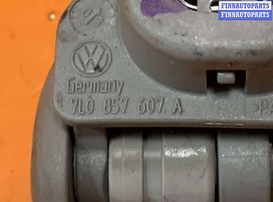 купить Ручка внутренняя потолочная на Volkswagen Touareg