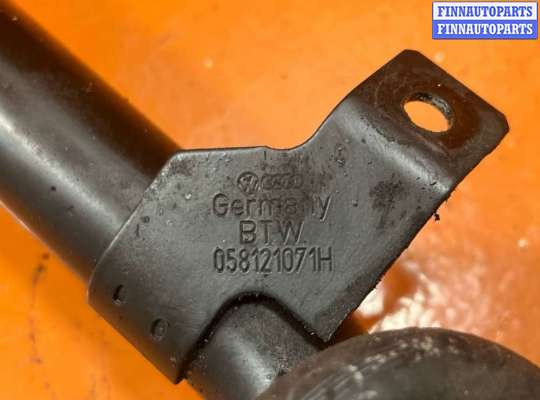 купить Трубка охлаждающей жидкости металлическая на Volkswagen Passat