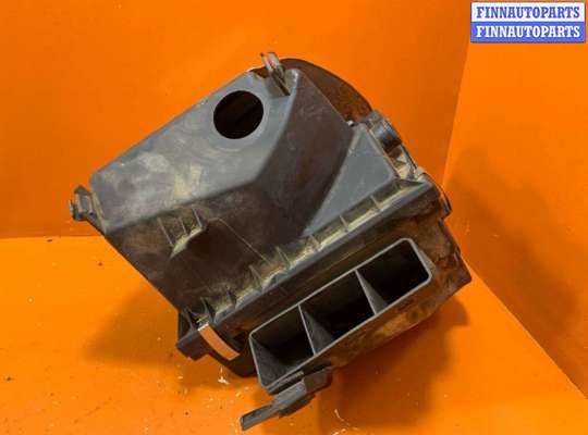 купить Корпус воздушного фильтра на Volkswagen Passat