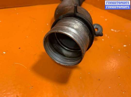 купить Патрубок интеркулера на Volkswagen Touareg