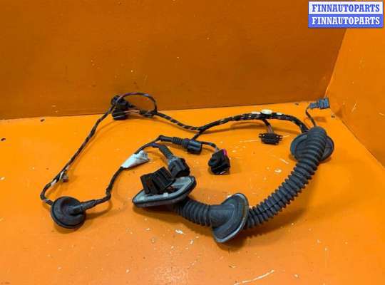 Купить Проводка двери на Volkswagen Touareg Проводка двери VG2586206 на Volkswagen Touareg