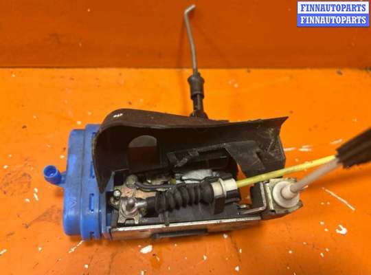 купить Замок двери задней левой на Audi A4