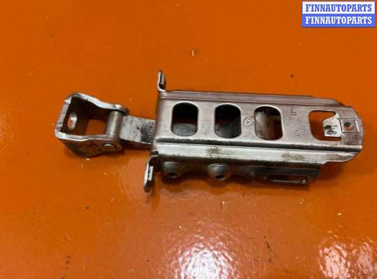 купить Ограничитель открывания двери на Volkswagen Crafter