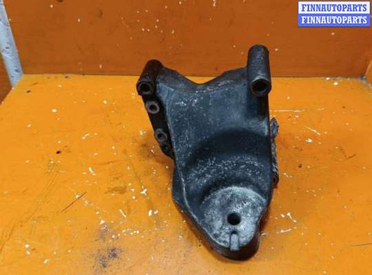 Кронштейн двигателя VG2725553 на Volkswagen Touareg