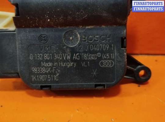 купить Моторчик заслонки печки на Skoda Octavia