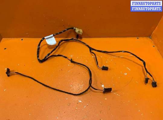 Купить Проводка двери на Volkswagen Touareg Проводка двери VG2586202 на Volkswagen Touareg