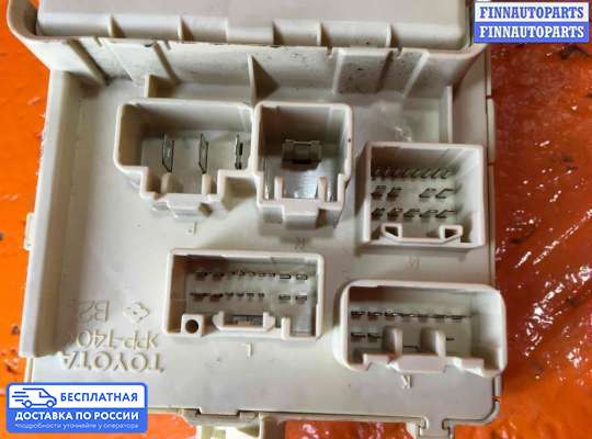 Блок предохранителей на Toyota Avensis II (T250)