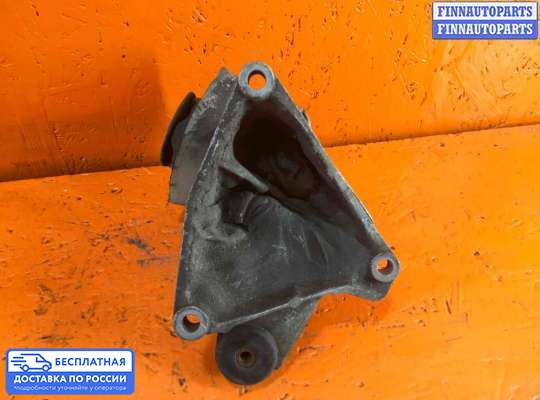 Кронштейн КПП на Audi A6 (C5)