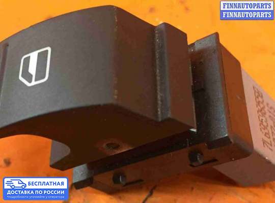 Кнопки стеклоподьемника на Volkswagen Touran I (1T)