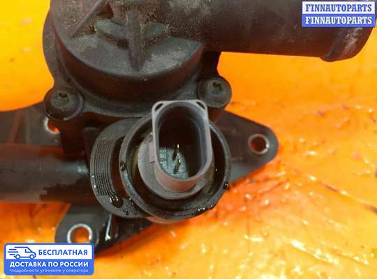 Корпус термостата на Volkswagen Touran I (1T)