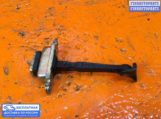 Ограничитель двери на Hyundai Terracan