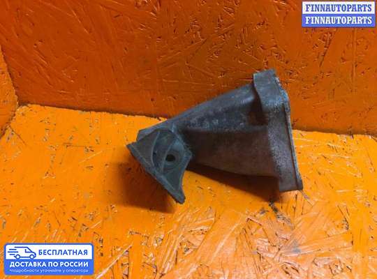 Кронштейн ДВС (лапа) на Mercedes-Benz Sprinter (903)