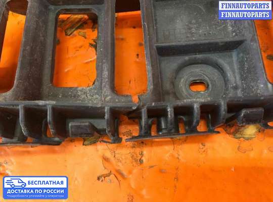 Кронштейн бампера на Volkswagen Touran I (1T)