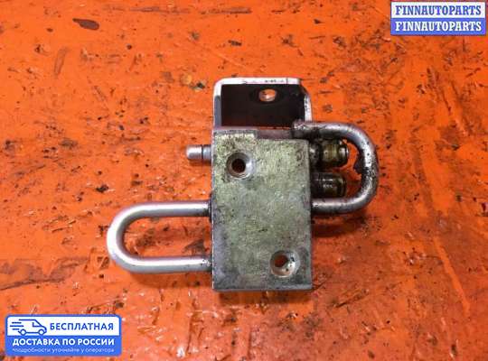 Петля двери на Audi A6 (C5)