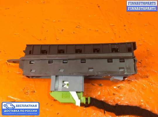 Кнопки на Volkswagen Passat B7 (36)