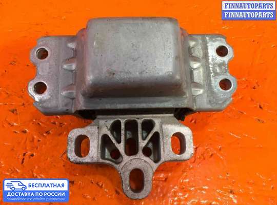 Подушка ДВС на Volkswagen Passat B7 (36)
