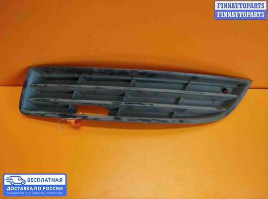Решетка (заглушка) бампера на Volkswagen Passat B6 (3C)