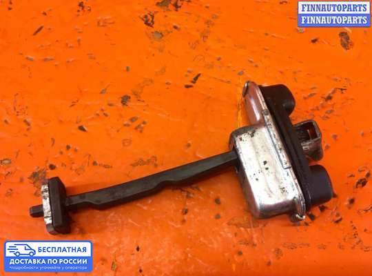 Ограничитель двери на Hyundai i40