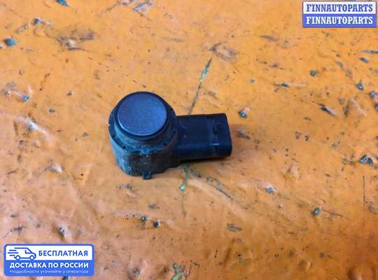Датчик парктроника на Volkswagen Passat B7 (36)