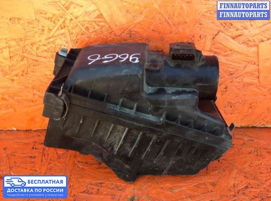 Корпус воздушного фильтра на Toyota Avensis II (T250)
