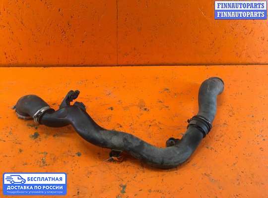 Патрубок (трубка, шланг) на Volkswagen Touran I (1T)