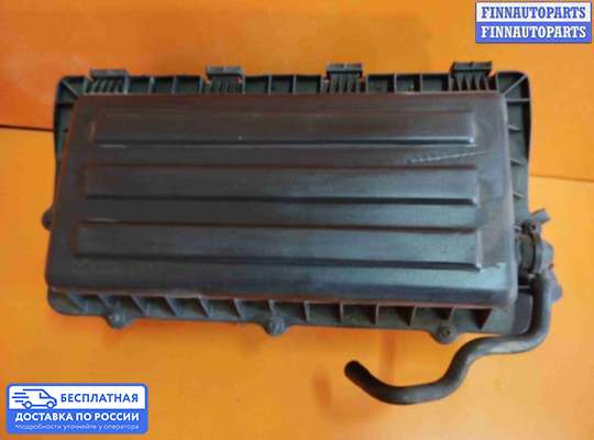 Корпус воздушного фильтра на Volkswagen Passat B7 (36)