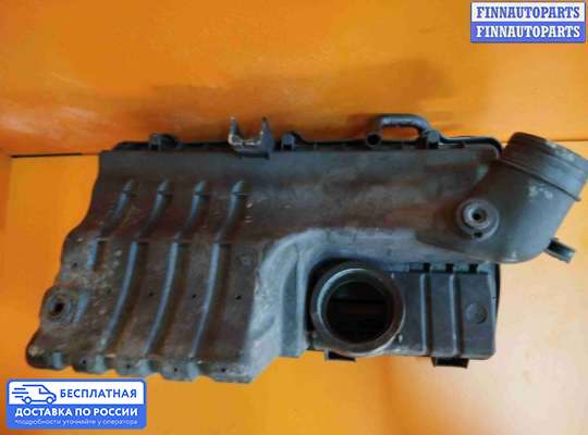 Корпус воздушного фильтра на Volkswagen Passat B7 (36)