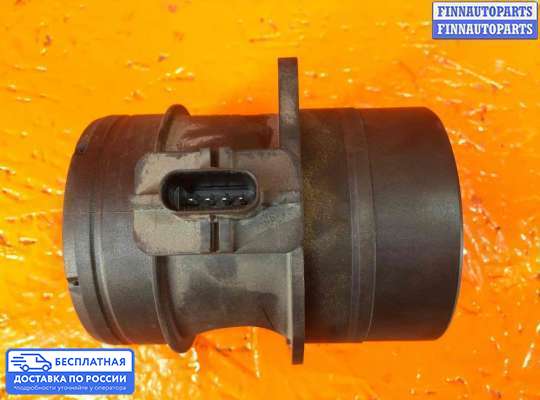 Датчик расхода воздуха (ДМРВ) на Volkswagen Caddy III (2K)