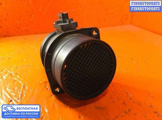 Датчик расхода воздуха (ДМРВ) на Volkswagen Caddy III (2K)