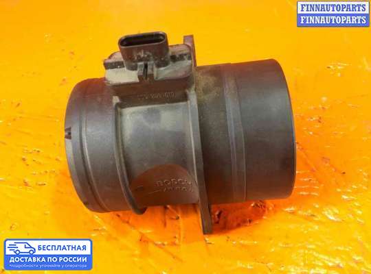 Датчик расхода воздуха (ДМРВ) на Volkswagen Caddy III (2K)