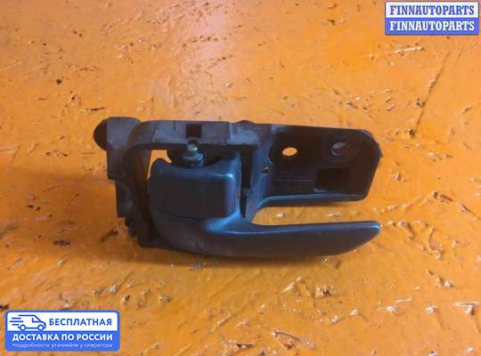 Ручка двери внутренняя на Toyota Carina E T19